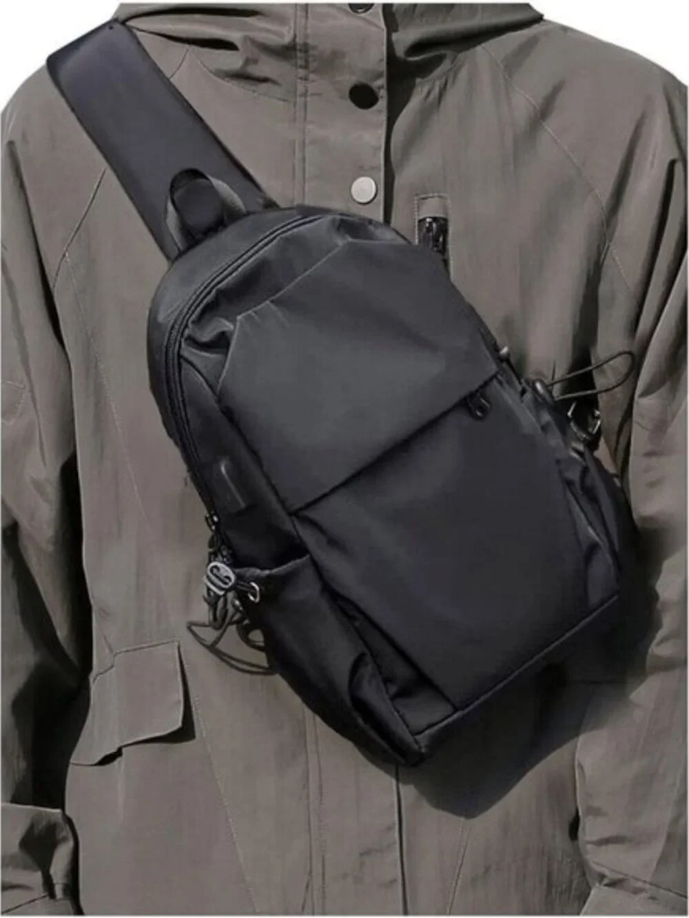 Men's Black Lightweight Hiking Sling Backpack Waterproof Crossbody Bag